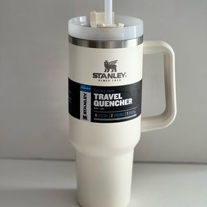 New Stanley Quencher Tumbler Straw Cup 40 oz CREAM